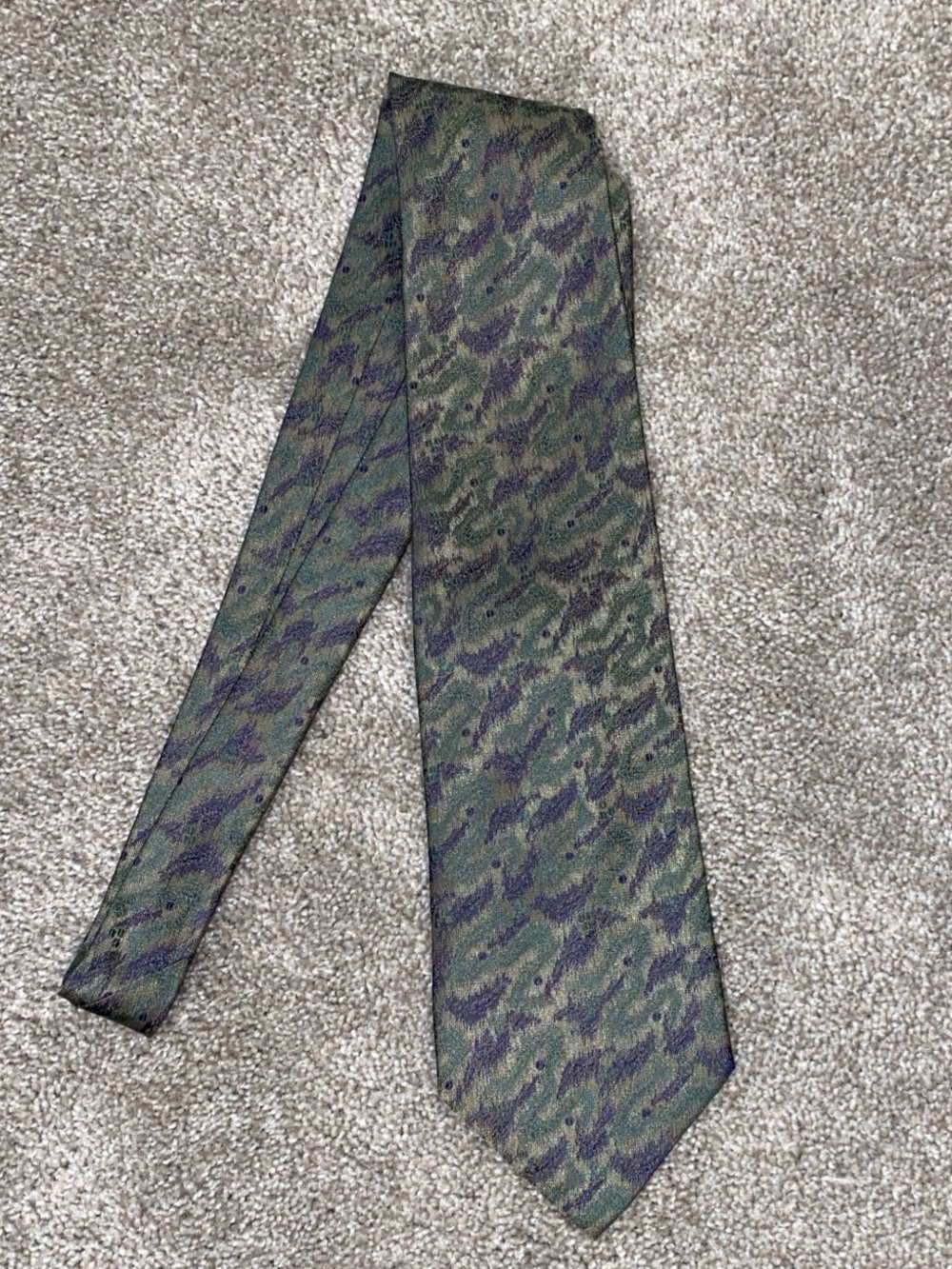 Vintage Giorgio Armani Cravatte Mens Silk Tie Made in Italy Multicolor
